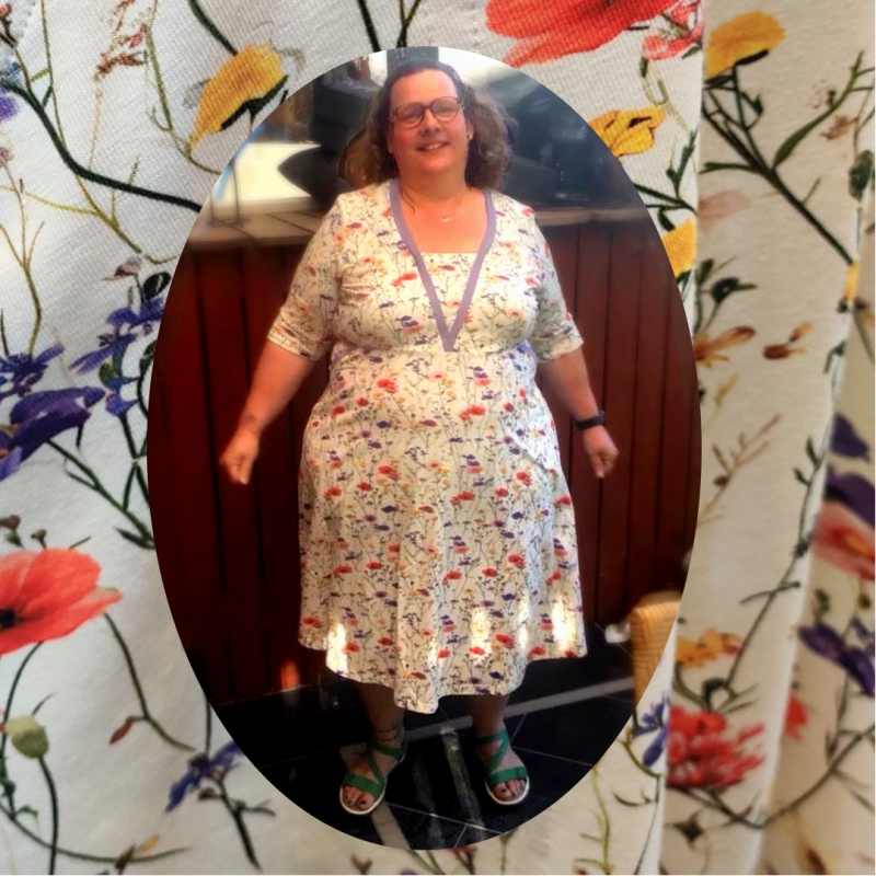 Hvid Plus Size Kjole Ama Spring Flowers - Amamiko Kjole