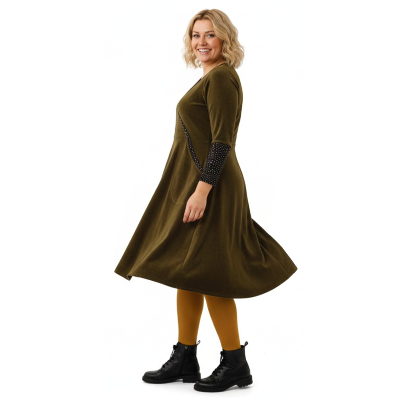 Grøn Plus Size Kjole Bika Army Velvet - Amamiko Kjole