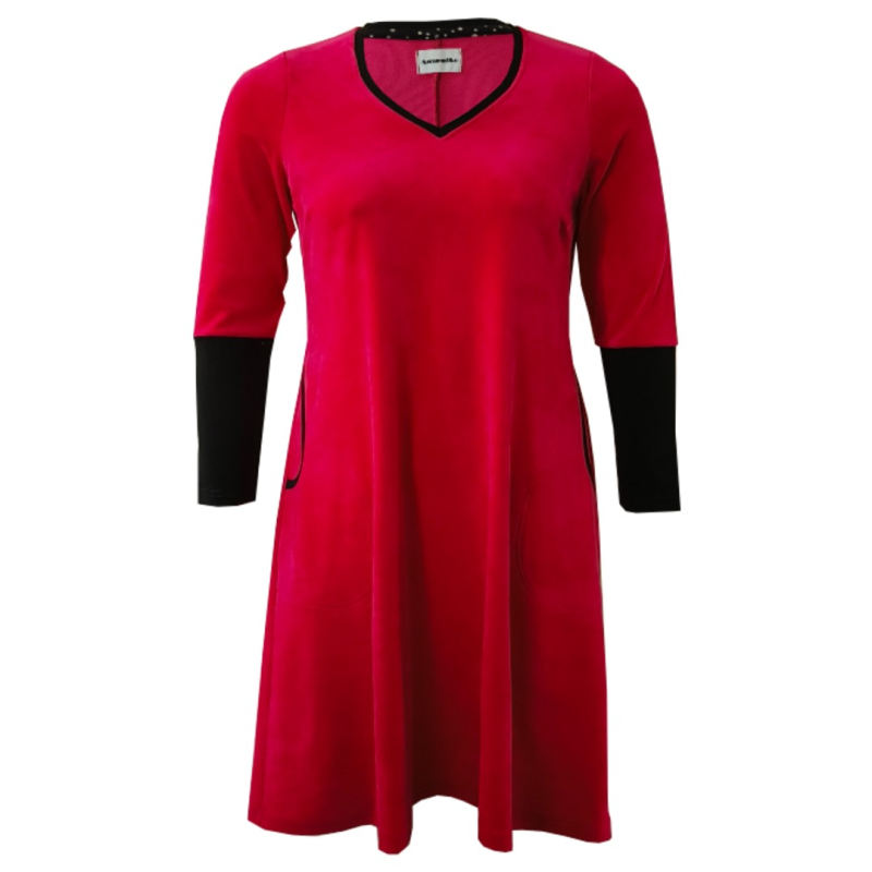 Pink Plus Size Kjole Tulla Velvet - Amamiko Kjole